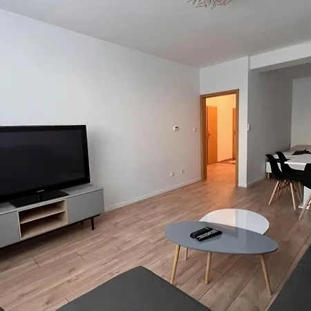 2 Apartment, Near Oc Galeria, Petrzalka Apartment Pressburg