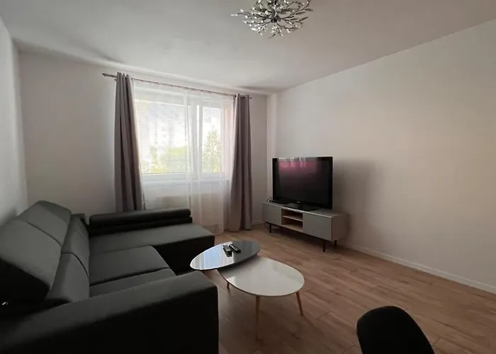 2 Apartment, Near Oc Galeria, Petrzalka Apartmán