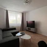 2 Apartment, Near Oc Galeria, Petrzalka Διαμέρισμα