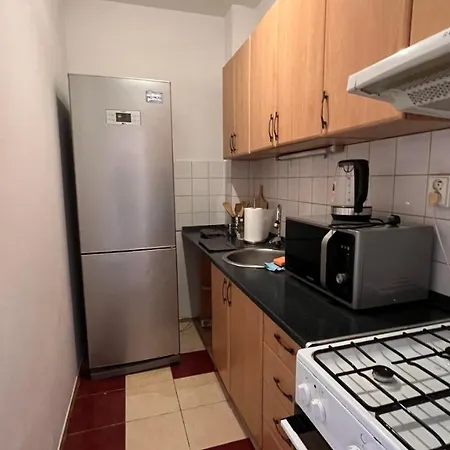 2 Apartment, Near Oc Galeria, Petrzalka Апартаменты *
