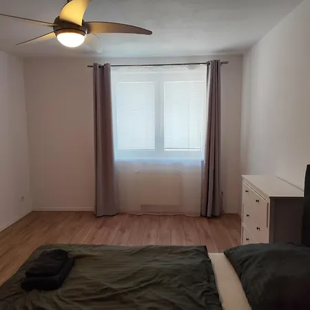 Апартаменты 2 Apartment, Near Oc Galeria, Petrzalka